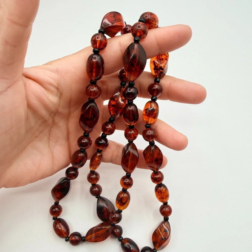 Vintage Y2K Amber Black Beaded Necklace Boho Women's Classic Fashion Jewelry